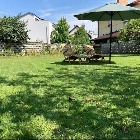 Huge Bbq Garden 1, Basement App Two Bathrooms, Ac, Free Parking Apartman